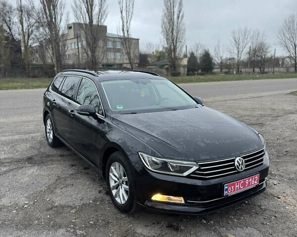 Черный Фольксваген Пассат, объемом двигателя 1.97 л и пробегом 261 тыс. км за 13499 $, фото 1 на Automoto.ua