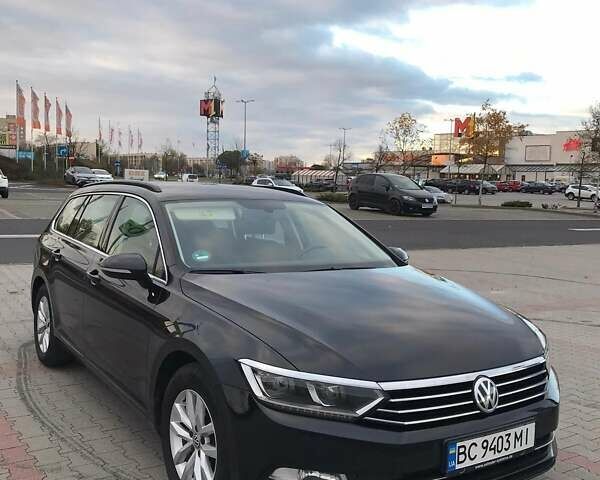 Черный Фольксваген Пассат, объемом двигателя 1.97 л и пробегом 214 тыс. км за 17741 $, фото 1 на Automoto.ua