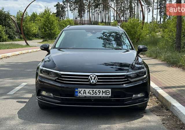 Черный Фольксваген Пассат, объемом двигателя 1.97 л и пробегом 290 тыс. км за 17000 $, фото 1 на Automoto.ua