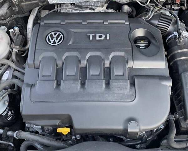 Черный Фольксваген Пассат, объемом двигателя 1.97 л и пробегом 270 тыс. км за 15000 $, фото 1 на Automoto.ua