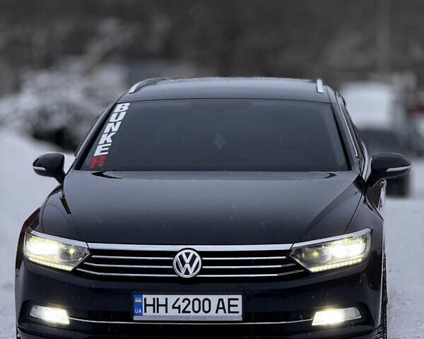 Черный Фольксваген Пассат, объемом двигателя 1.6 л и пробегом 308 тыс. км за 13200 $, фото 1 на Automoto.ua