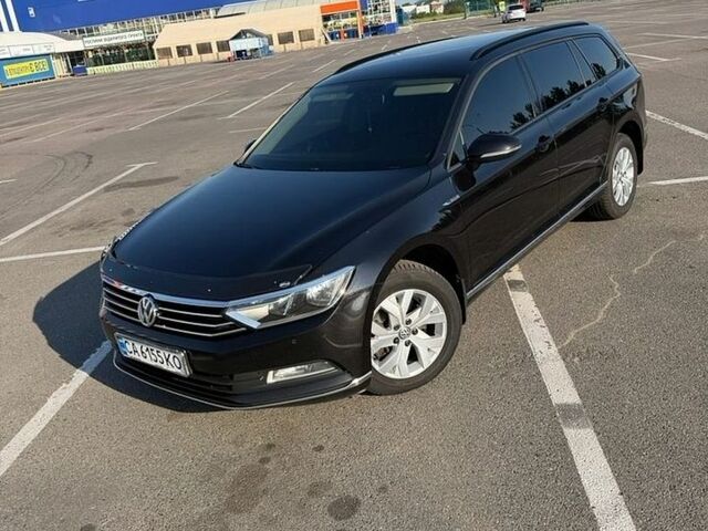 Черный Фольксваген Пассат, объемом двигателя 1.97 л и пробегом 317 тыс. км за 12100 $, фото 1 на Automoto.ua