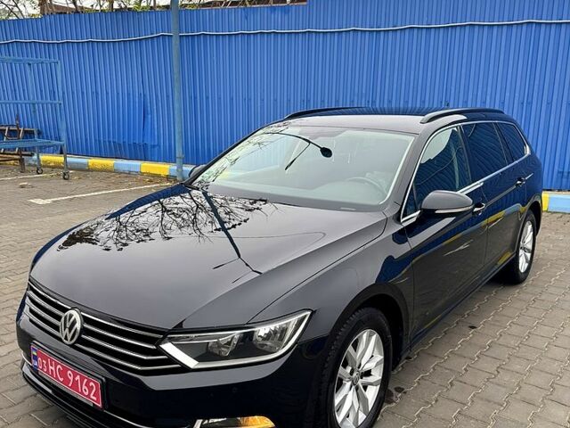 Черный Фольксваген Пассат, объемом двигателя 2 л и пробегом 26500 тыс. км за 13500 $, фото 1 на Automoto.ua