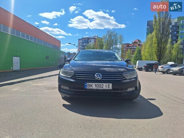 Чорний Фольксваген Пассат, об'ємом двигуна 1.97 л та пробігом 299 тис. км за 13600 $, фото 1 на Automoto.ua