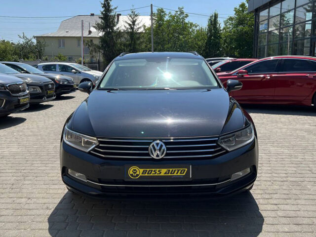 Чорний Фольксваген Пассат, об'ємом двигуна 1.6 л та пробігом 226 тис. км за 14300 $, фото 1 на Automoto.ua
