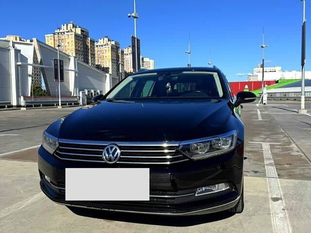 Черный Фольксваген Пассат, объемом двигателя 2 л и пробегом 197 тыс. км за 20000 $, фото 1 на Automoto.ua