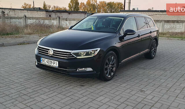 Чорний Фольксваген Пассат, об'ємом двигуна 1.97 л та пробігом 243 тис. км за 17500 $, фото 1 на Automoto.ua