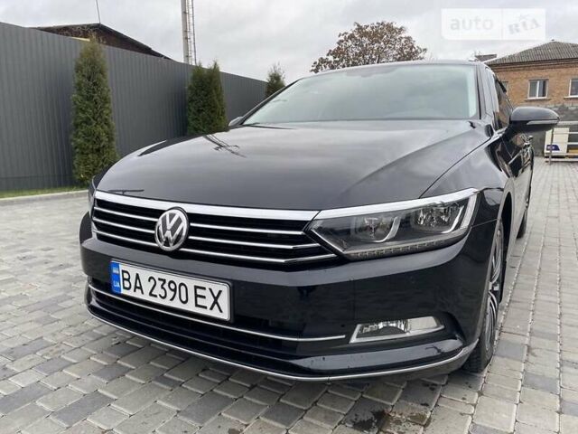 Черный Фольксваген Пассат, объемом двигателя 2 л и пробегом 315 тыс. км за 17025 $, фото 1 на Automoto.ua