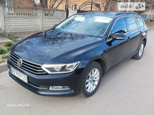 Черный Фольксваген Пассат, объемом двигателя 2 л и пробегом 230 тыс. км за 15700 $, фото 1 на Automoto.ua