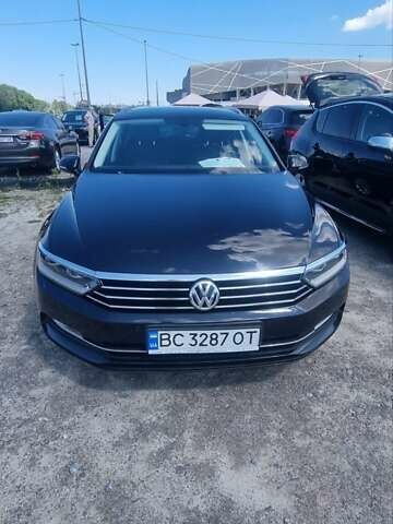 Черный Фольксваген Пассат, объемом двигателя 2 л и пробегом 236 тыс. км за 17500 $, фото 1 на Automoto.ua