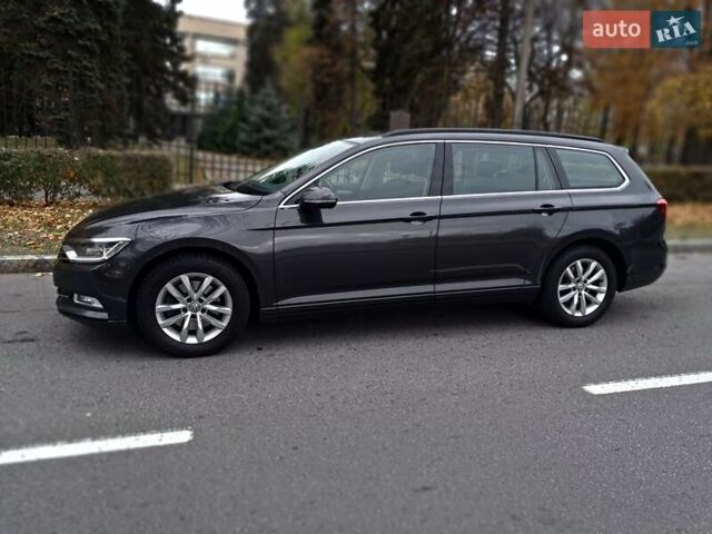 Черный Фольксваген Пассат, объемом двигателя 1.6 л и пробегом 230 тыс. км за 16700 $, фото 1 на Automoto.ua