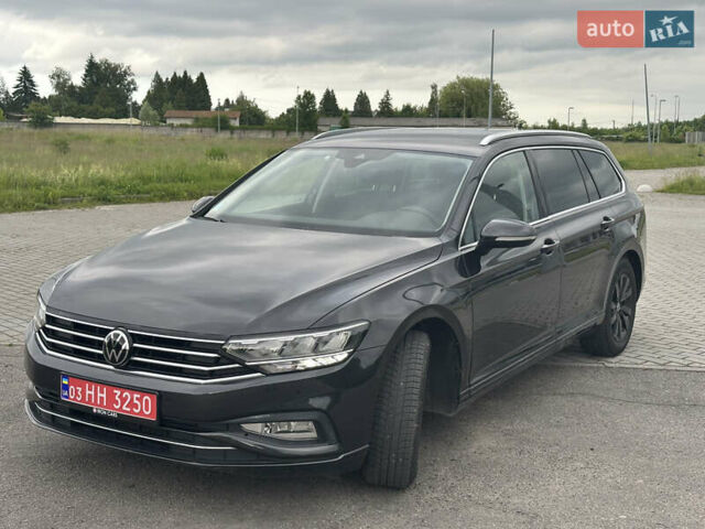 Черный Фольксваген Пассат, объемом двигателя 1.97 л и пробегом 120 тыс. км за 24500 $, фото 1 на Automoto.ua
