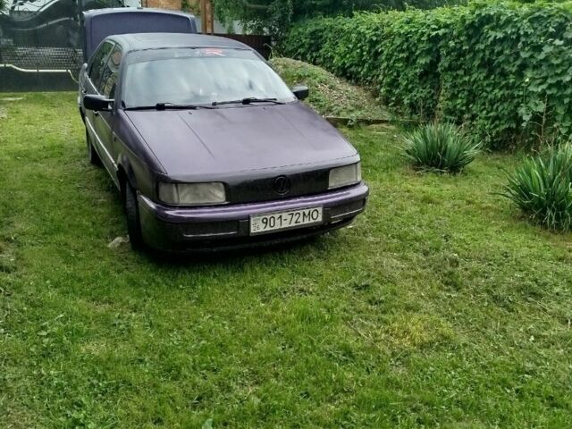 Фиолетовый Фольксваген Пассат, объемом двигателя 1.8 л и пробегом 320 тыс. км за 1450 $, фото 1 на Automoto.ua