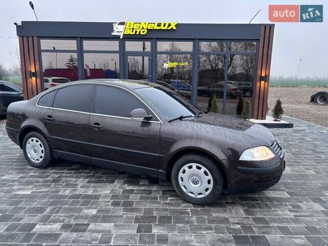 Коричневый Фольксваген Пассат, объемом двигателя 0 л и пробегом 138 тыс. км за 5799 $, фото 1 на Automoto.ua