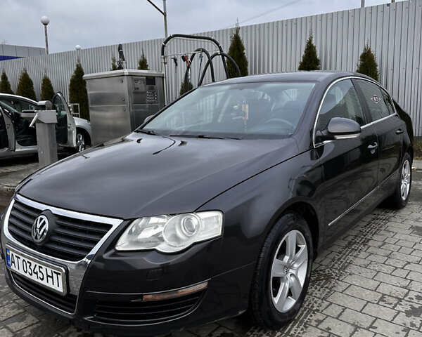 Коричневый Фольксваген Пассат, объемом двигателя 1.6 л и пробегом 208 тыс. км за 5800 $, фото 1 на Automoto.ua