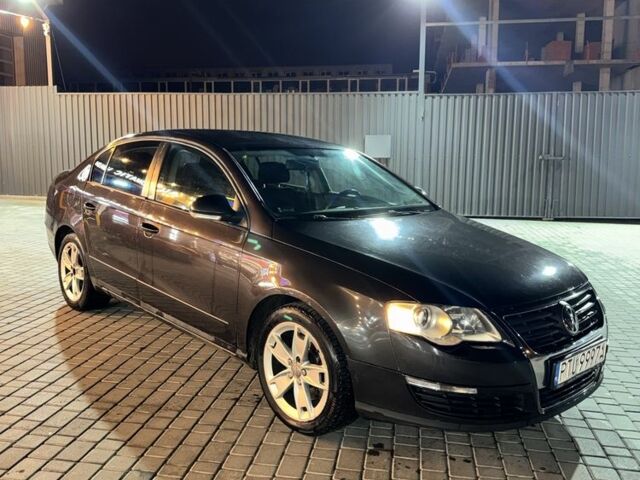 Коричневий Фольксваген Пассат, об'ємом двигуна 1.9 л та пробігом 350 тис. км за 3400 $, фото 1 на Automoto.ua