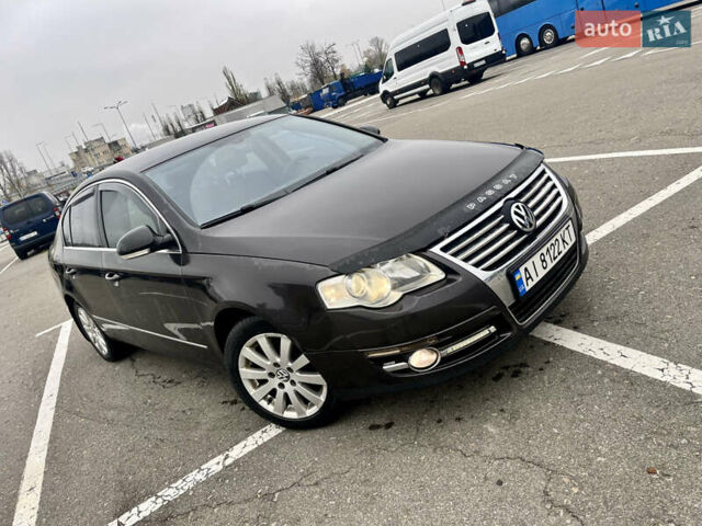 Коричневый Фольксваген Пассат, объемом двигателя 1.97 л и пробегом 199 тыс. км за 6200 $, фото 1 на Automoto.ua