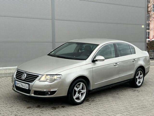 Коричневий Фольксваген Пассат, об'ємом двигуна 2 л та пробігом 335 тис. км за 4900 $, фото 1 на Automoto.ua