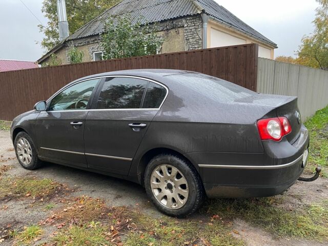 Коричневий Фольксваген Пассат, об'ємом двигуна 1.9 л та пробігом 245 тис. км за 5800 $, фото 1 на Automoto.ua