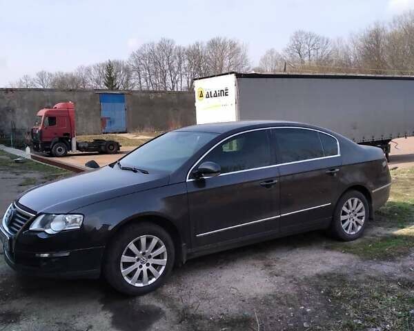 Коричневий Фольксваген Пассат, об'ємом двигуна 1.78 л та пробігом 249 тис. км за 6900 $, фото 1 на Automoto.ua