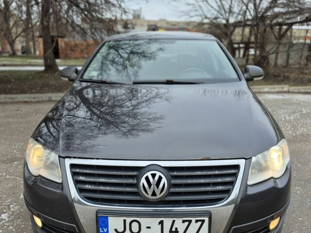 Коричневый Фольксваген Пассат, объемом двигателя 1.9 л и пробегом 370 тыс. км за 2700 $, фото 1 на Automoto.ua