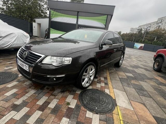 Коричневый Фольксваген Пассат, объемом двигателя 2 л и пробегом 157 тыс. км за 8500 $, фото 1 на Automoto.ua