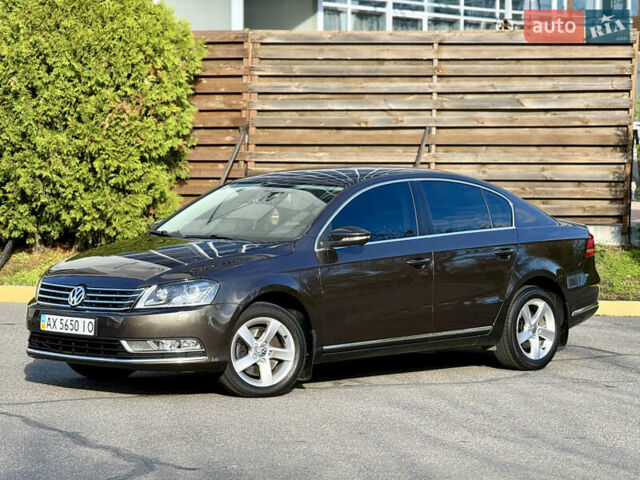 Коричневый Фольксваген Пассат, объемом двигателя 1.8 л и пробегом 153 тыс. км за 11900 $, фото 1 на Automoto.ua