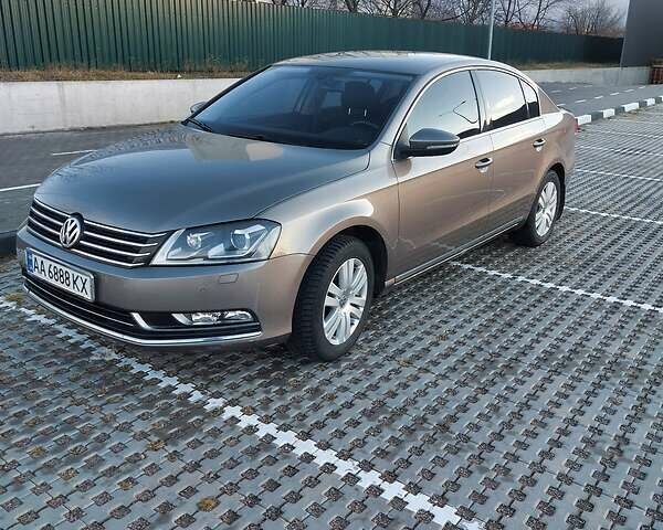 Коричневый Фольксваген Пассат, объемом двигателя 1.8 л и пробегом 123 тыс. км за 12600 $, фото 1 на Automoto.ua