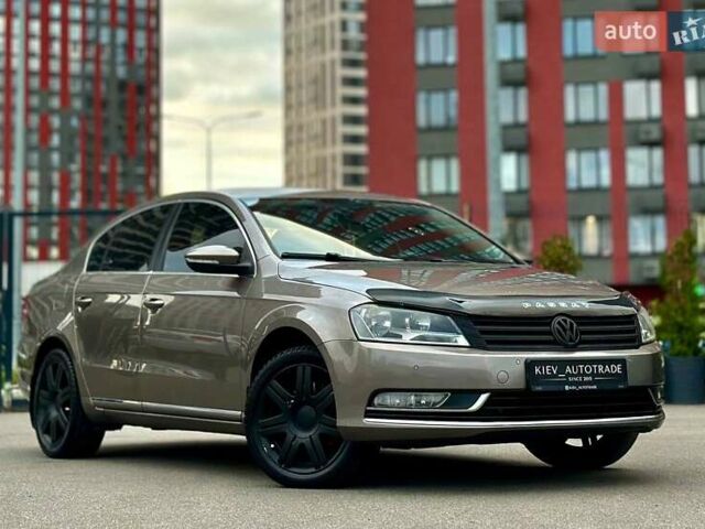 Фольксваген Пассат 2011 в Киеве на Automoto.ua Коричневый Фольксваген Пассат, объемом двигателя 1.8 л и пробегом 188 тыс. км за 8400 $, фото 1 на Automoto.ua