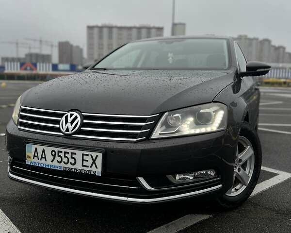 Коричневий Фольксваген Пассат, об'ємом двигуна 1.8 л та пробігом 140 тис. км за 11200 $, фото 1 на Automoto.ua