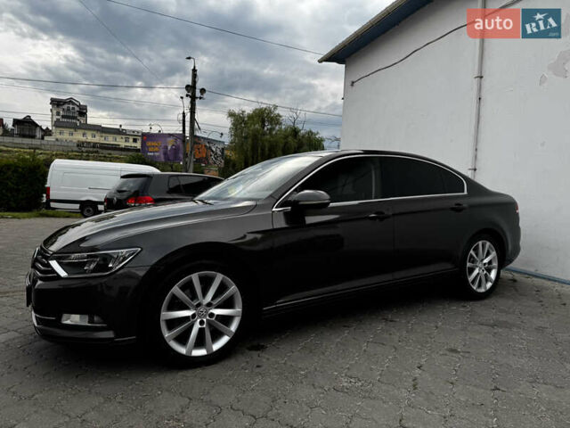 Коричневий Фольксваген Пассат, об'ємом двигуна 1.6 л та пробігом 268 тис. км за 14300 $, фото 1 на Automoto.ua