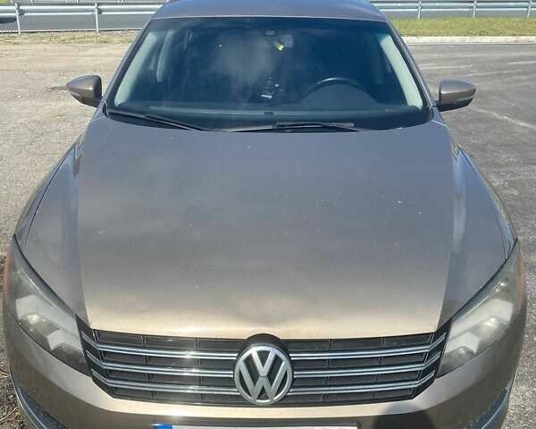 Коричневый Фольксваген Пассат, объемом двигателя 1.8 л и пробегом 183 тыс. км за 9000 $, фото 1 на Automoto.ua