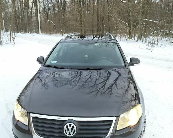 Коричневий Фольксваген Пассат, об'ємом двигуна 2 л та пробігом 278 тис. км за 4500 $, фото 1 на Automoto.ua