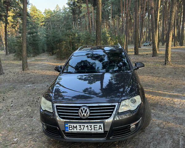 Коричневый Фольксваген Пассат, объемом двигателя 2 л и пробегом 298 тыс. км за 7000 $, фото 1 на Automoto.ua