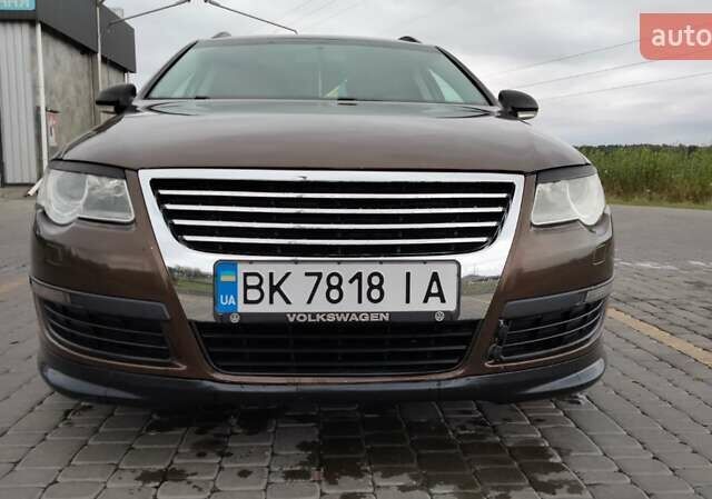 Коричневий Фольксваген Пассат, об'ємом двигуна 1.9 л та пробігом 380 тис. км за 5500 $, фото 1 на Automoto.ua