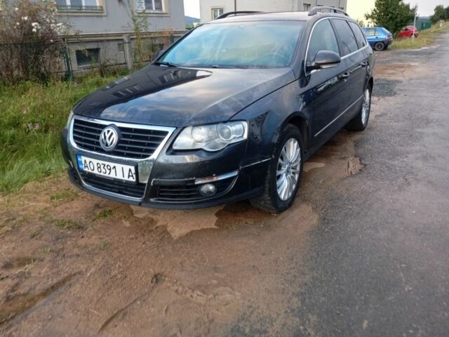 Коричневый Фольксваген Пассат, объемом двигателя 2 л и пробегом 300 тыс. км за 4000 $, фото 1 на Automoto.ua