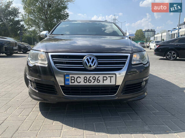 Коричневый Фольксваген Пассат, объемом двигателя 2 л и пробегом 260 тыс. км за 7999 $, фото 1 на Automoto.ua