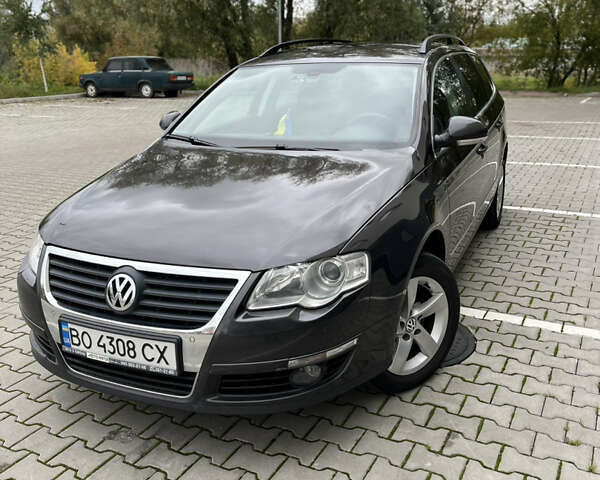 Коричневый Фольксваген Пассат, объемом двигателя 1.97 л и пробегом 302 тыс. км за 8500 $, фото 1 на Automoto.ua