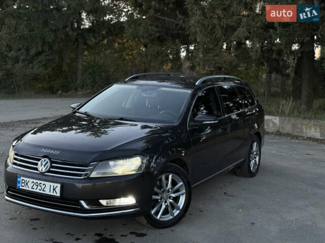 Коричневий Фольксваген Пассат, об'ємом двигуна 2 л та пробігом 309 тис. км за 10500 $, фото 1 на Automoto.ua