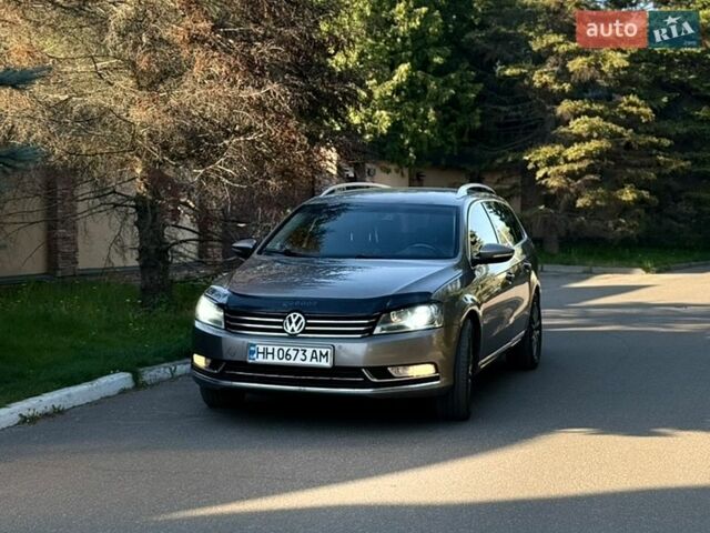 Коричневый Фольксваген Пассат, объемом двигателя 1.97 л и пробегом 249 тыс. км за 9000 $, фото 1 на Automoto.ua