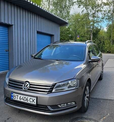 Коричневый Фольксваген Пассат, объемом двигателя 1.97 л и пробегом 267 тыс. км за 9000 $, фото 1 на Automoto.ua