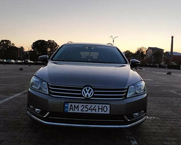 Коричневый Фольксваген Пассат, объемом двигателя 2 л и пробегом 291 тыс. км за 11500 $, фото 1 на Automoto.ua