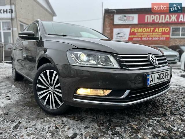 Коричневый Фольксваген Пассат, объемом двигателя 1.8 л и пробегом 229 тыс. км за 9300 $, фото 1 на Automoto.ua