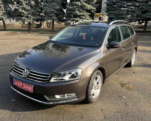 Коричневый Фольксваген Пассат, объемом двигателя 1.4 л и пробегом 142 тыс. км за 9300 $, фото 1 на Automoto.ua