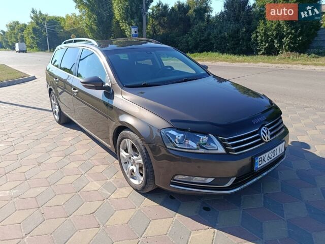 Коричневий Фольксваген Пассат, об'ємом двигуна 1.97 л та пробігом 250 тис. км за 6700 $, фото 1 на Automoto.ua