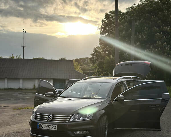 Коричневый Фольксваген Пассат, объемом двигателя 2 л и пробегом 257 тыс. км за 13200 $, фото 1 на Automoto.ua