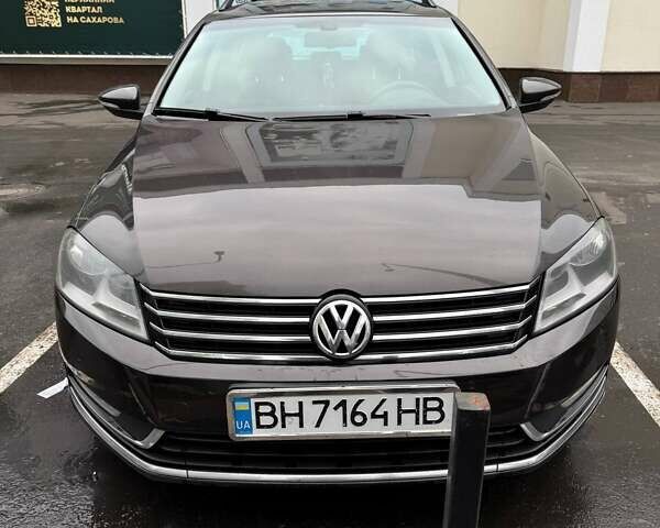 Коричневий Фольксваген Пассат, об'ємом двигуна 2 л та пробігом 290 тис. км за 12000 $, фото 1 на Automoto.ua