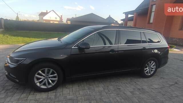 Коричневый Фольксваген Пассат, объемом двигателя 1.97 л и пробегом 179 тыс. км за 16800 $, фото 1 на Automoto.ua