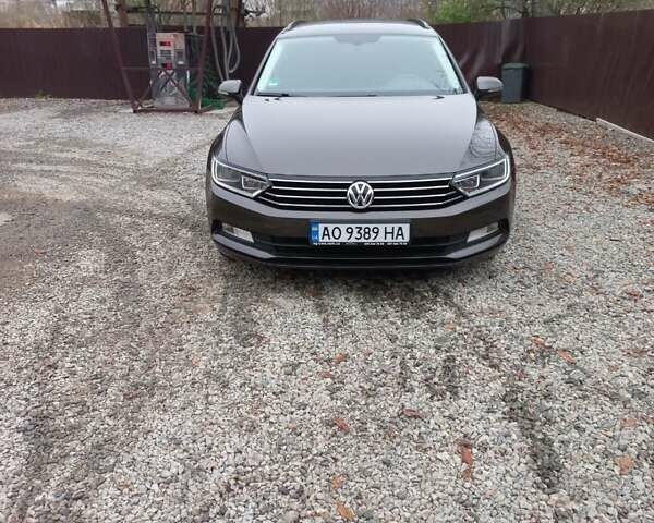 Коричневый Фольксваген Пассат, объемом двигателя 2 л и пробегом 220 тыс. км за 14000 $, фото 1 на Automoto.ua
