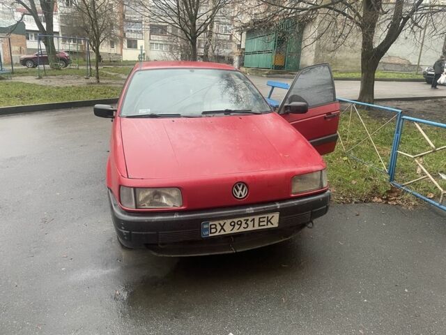 Червоний Фольксваген Пассат, об'ємом двигуна 1.8 л та пробігом 392 тис. км за 1000 $, фото 1 на Automoto.ua